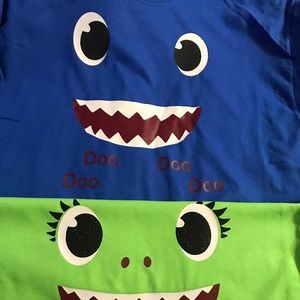 Baby shark shirts blue xl and green is large
